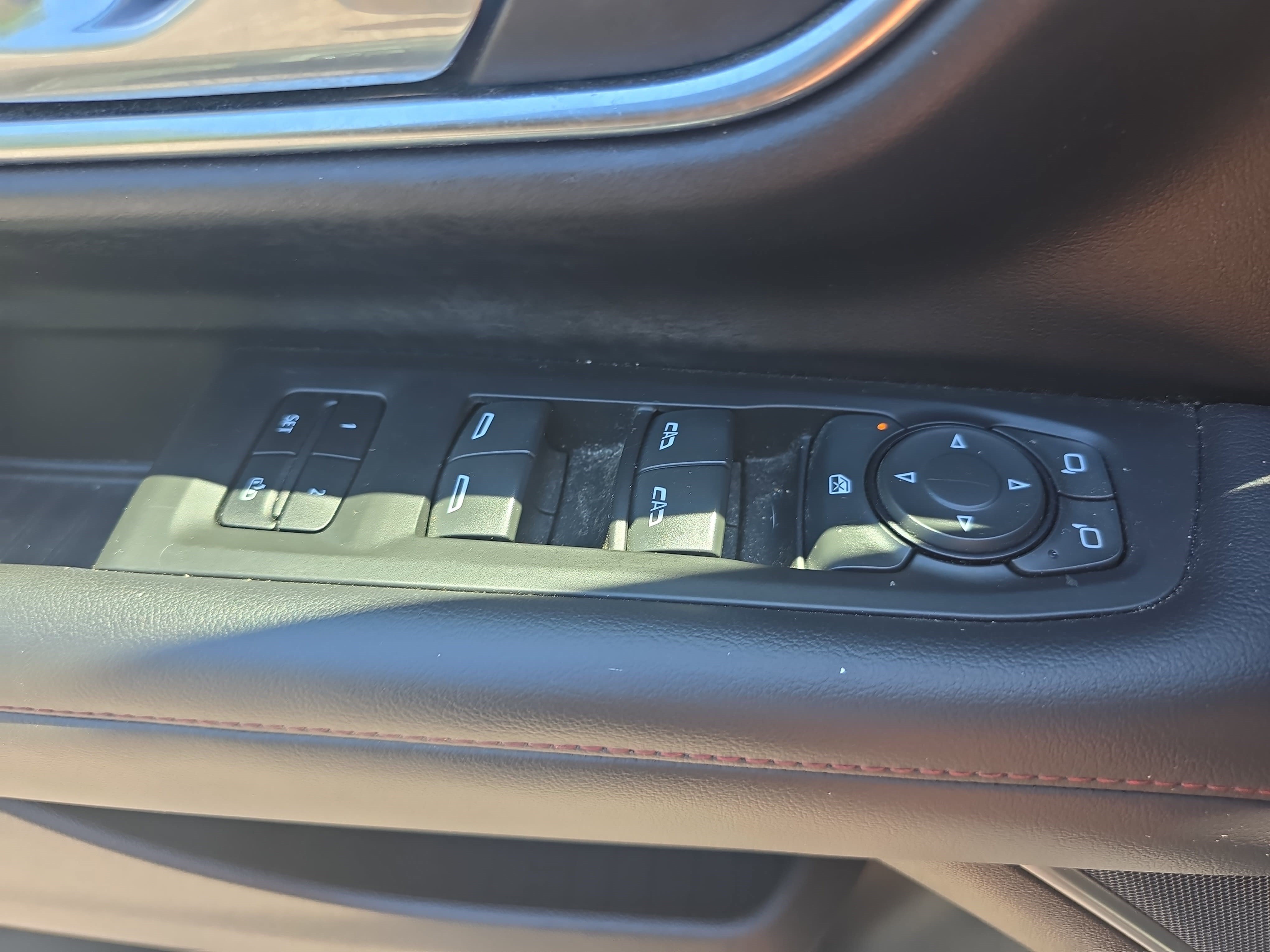Used 2021 Chevrolet Tahoe RST AWD/4WD image 30