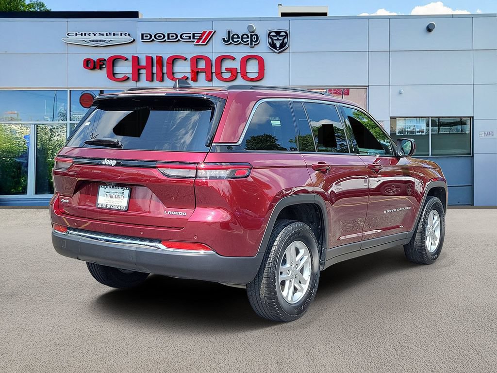 Certified 2025 Jeep Grand Cherokee Laredo AWD/4WD image 4