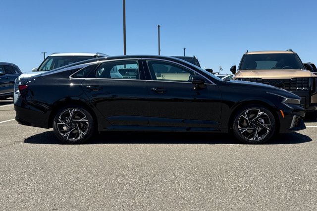 New 2026 Kia K5 GT-Line FWD image 3