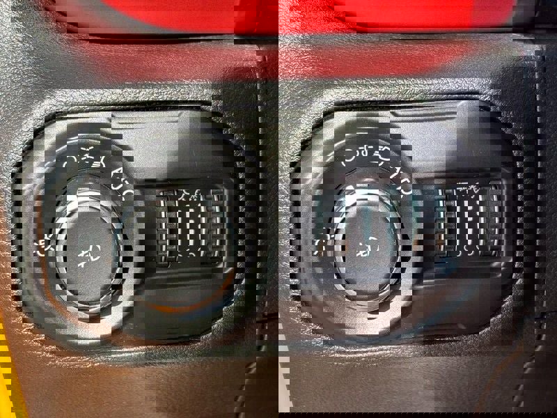 Used 2021 Jeep Wrangler Unlimited Rubicon image 16