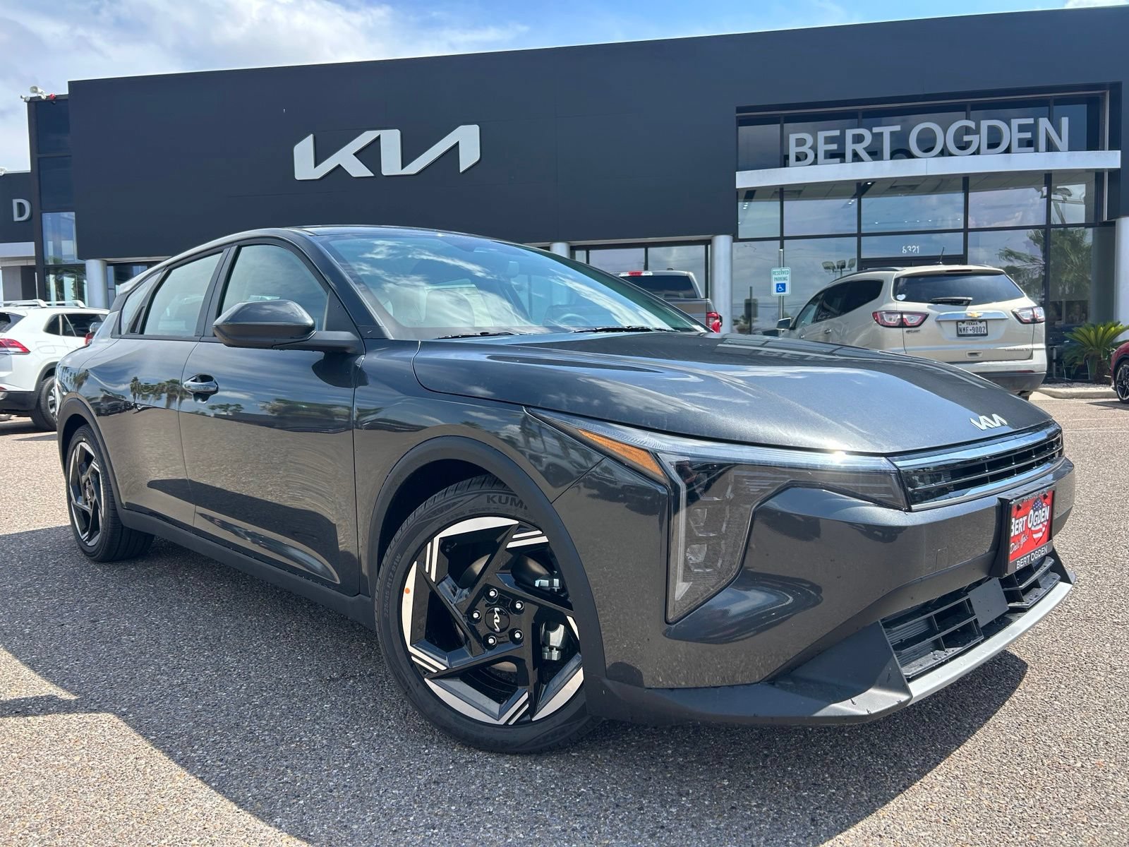 New 2026 Kia K4 EX FWD image 1