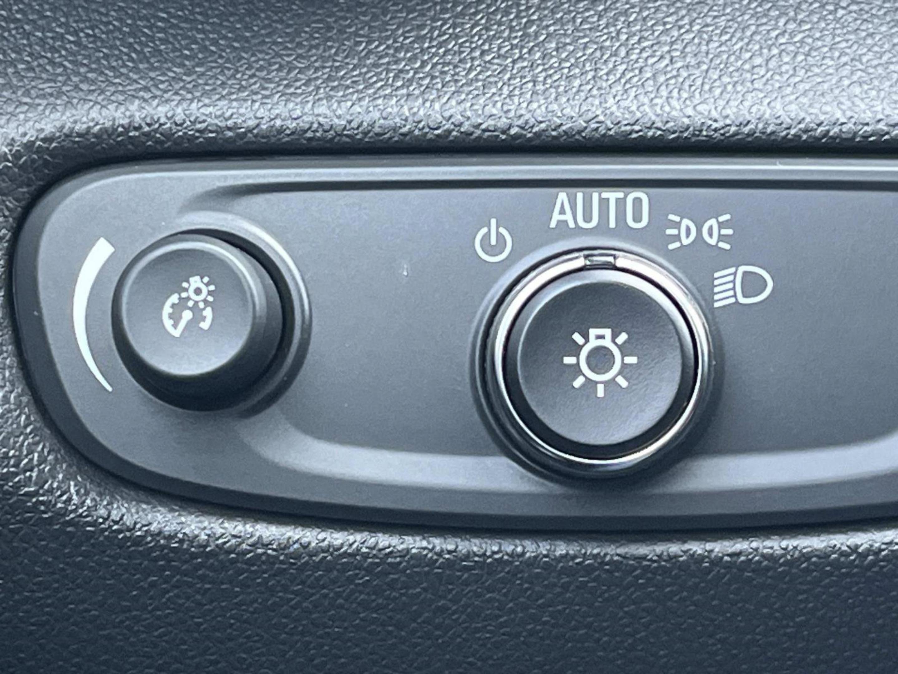 Used 2021 Chevrolet Blazer LT image 31