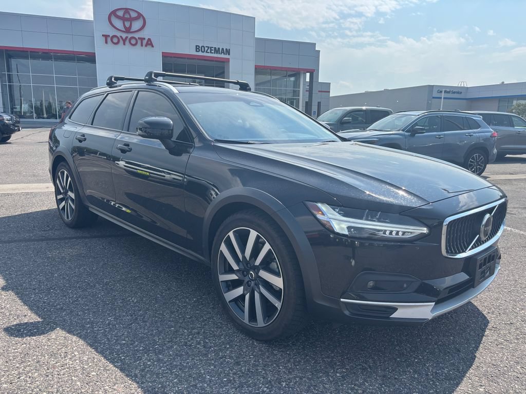 Used 2023 Volvo V90 B6 Cross Country Ultimate AWD/4WD image 1