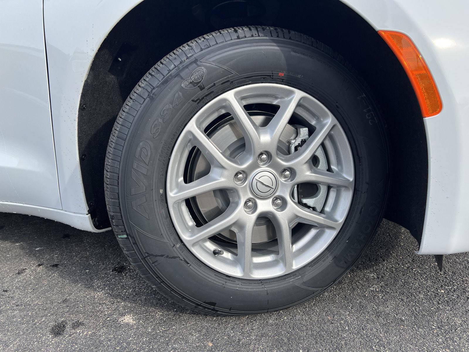 New 2026 Chrysler Voyager LX image 2