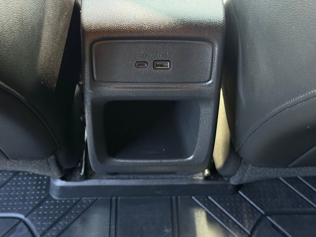 Used 2025 Chevrolet Trax RS w/ Driver Confidence Package FWD image 13