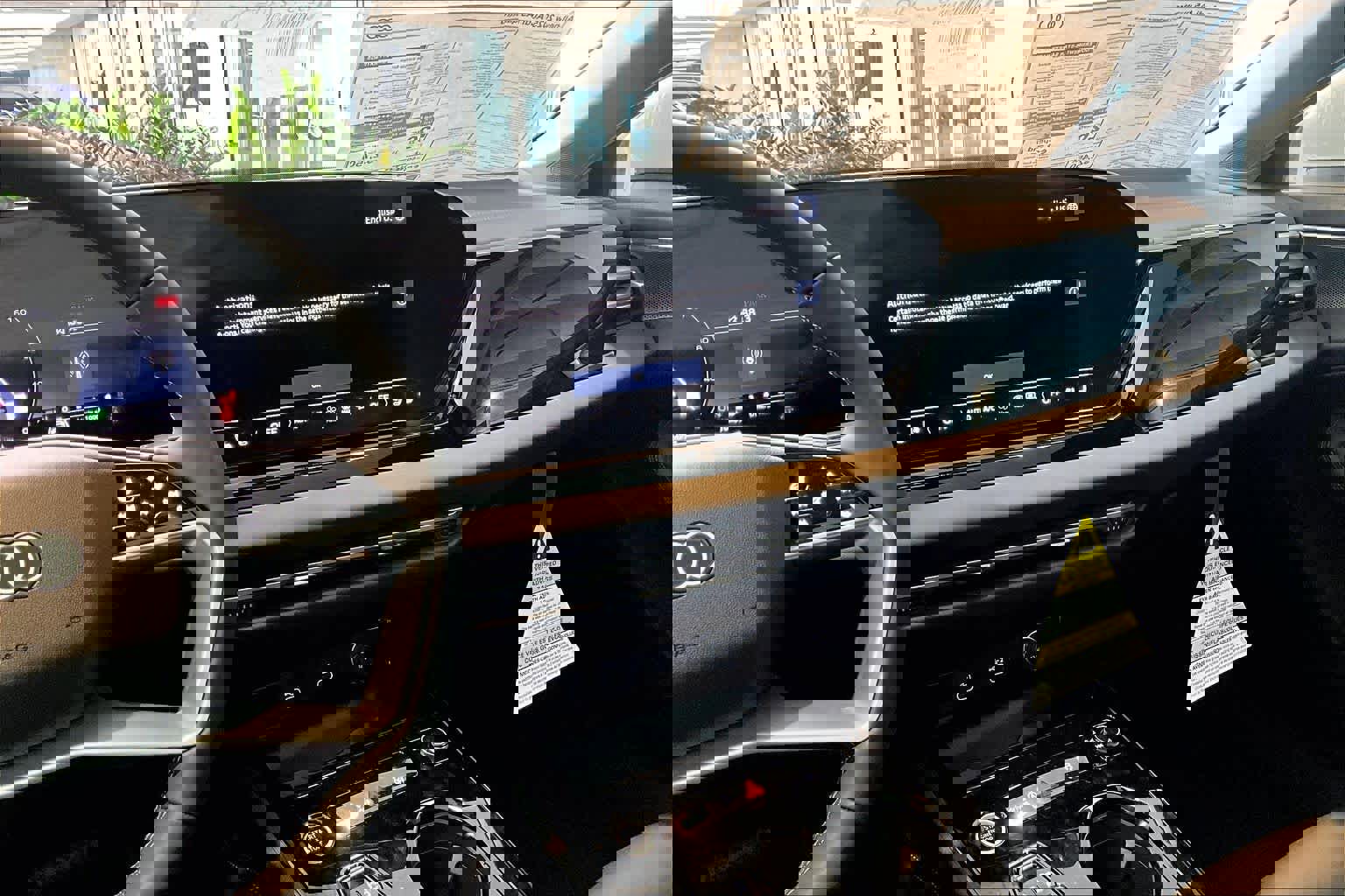 Used 2025 Audi A5 2.0T Premium Plus image 7