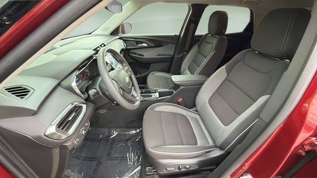 Used 2023 Chevrolet TrailBlazer LT w/ Convenience Package AWD/4WD image 18
