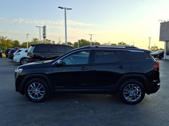 Used 2023 GMC Terrain SLT w/ Infotainment Package II AWD/4WD image 10