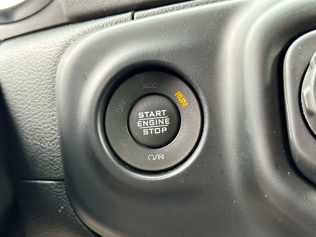 Used 2023 Jeep Wrangler Unlimited Sahara w/ Cold Weather Group image 20