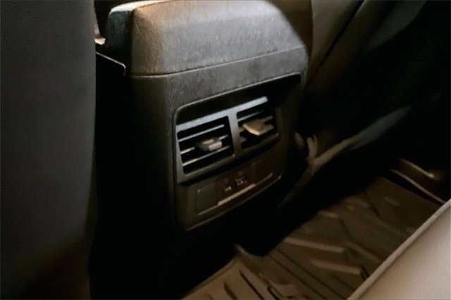 Certified 2024 GMC Canyon AT4X image 28