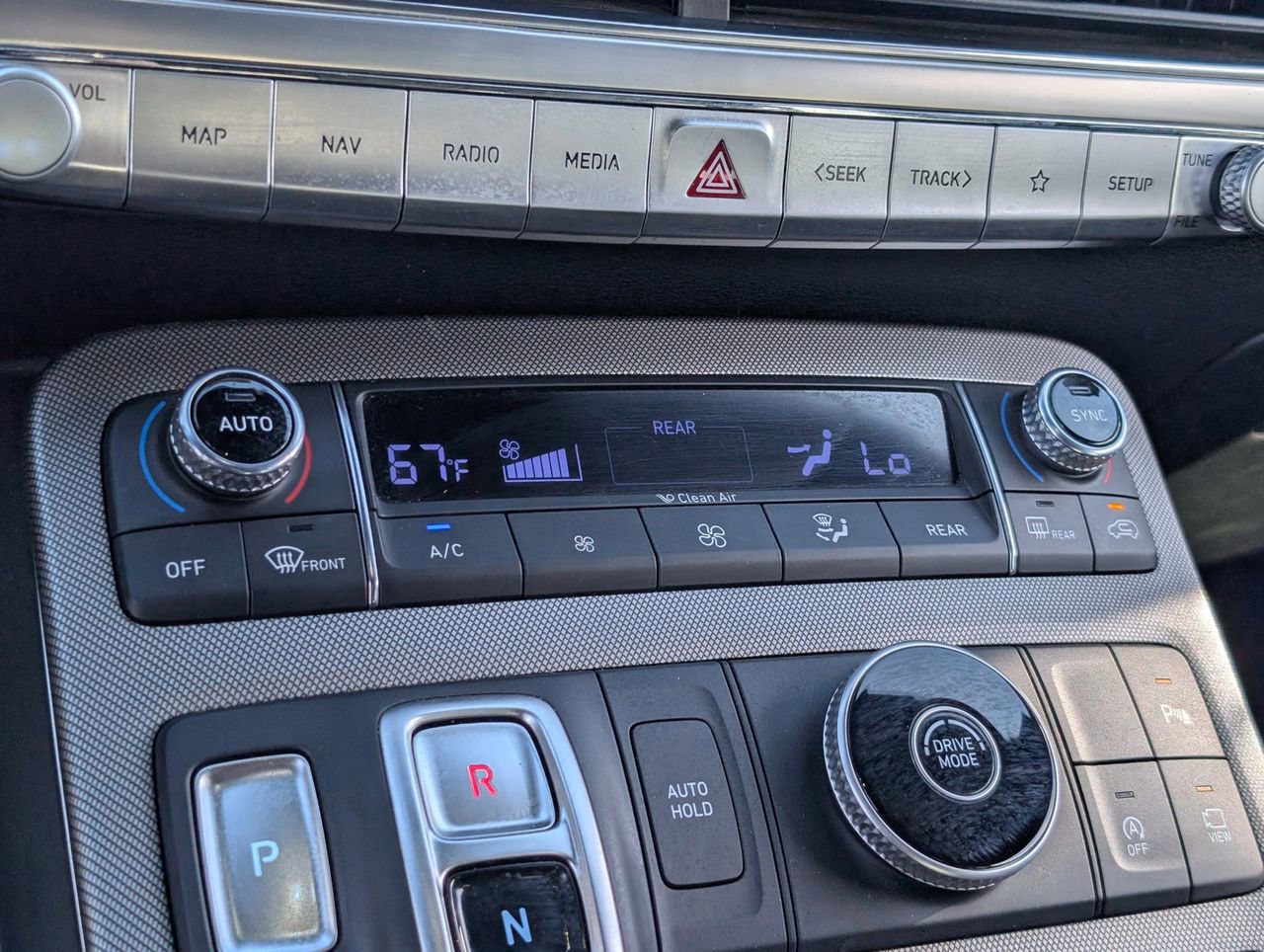 Used 2022 Hyundai Palisade Calligraphy image 15
