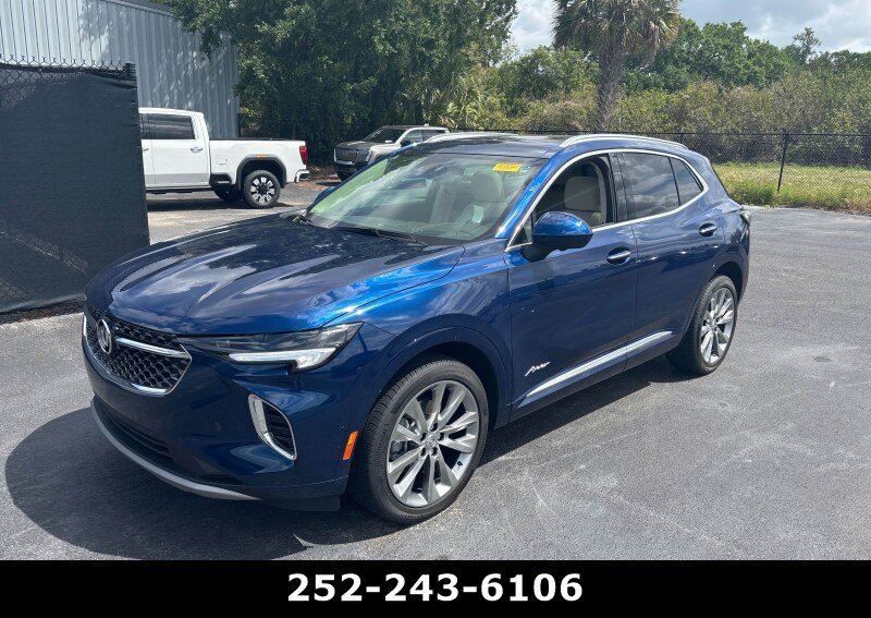 Used 2023 Buick Envision Avenir image 2