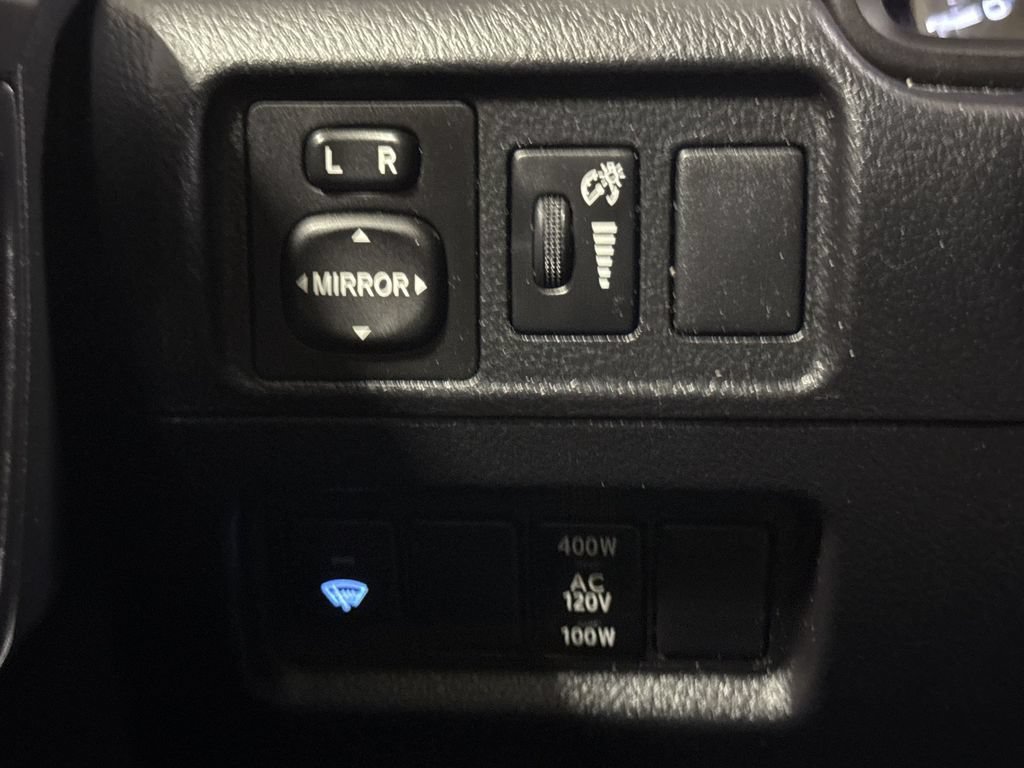 Used 2018 Toyota 4Runner SR5 RWD image 19
