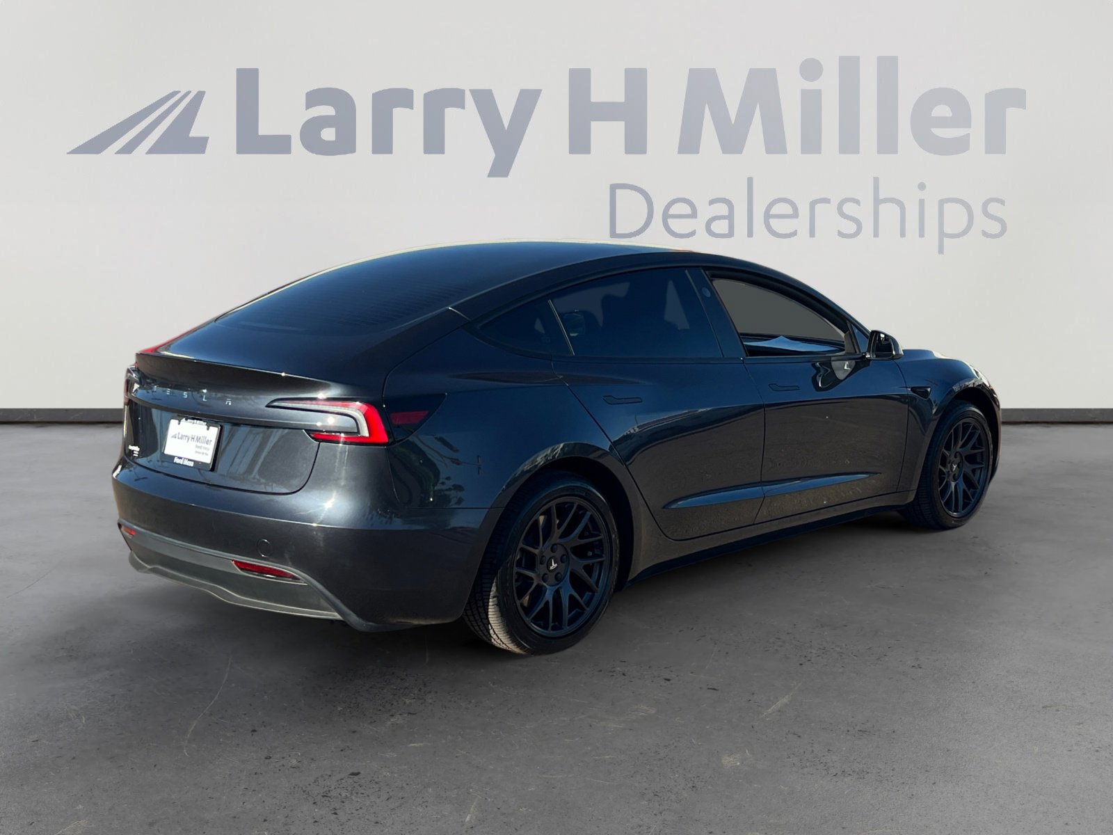 Used 2025 Tesla Model 3 Long Range image 5