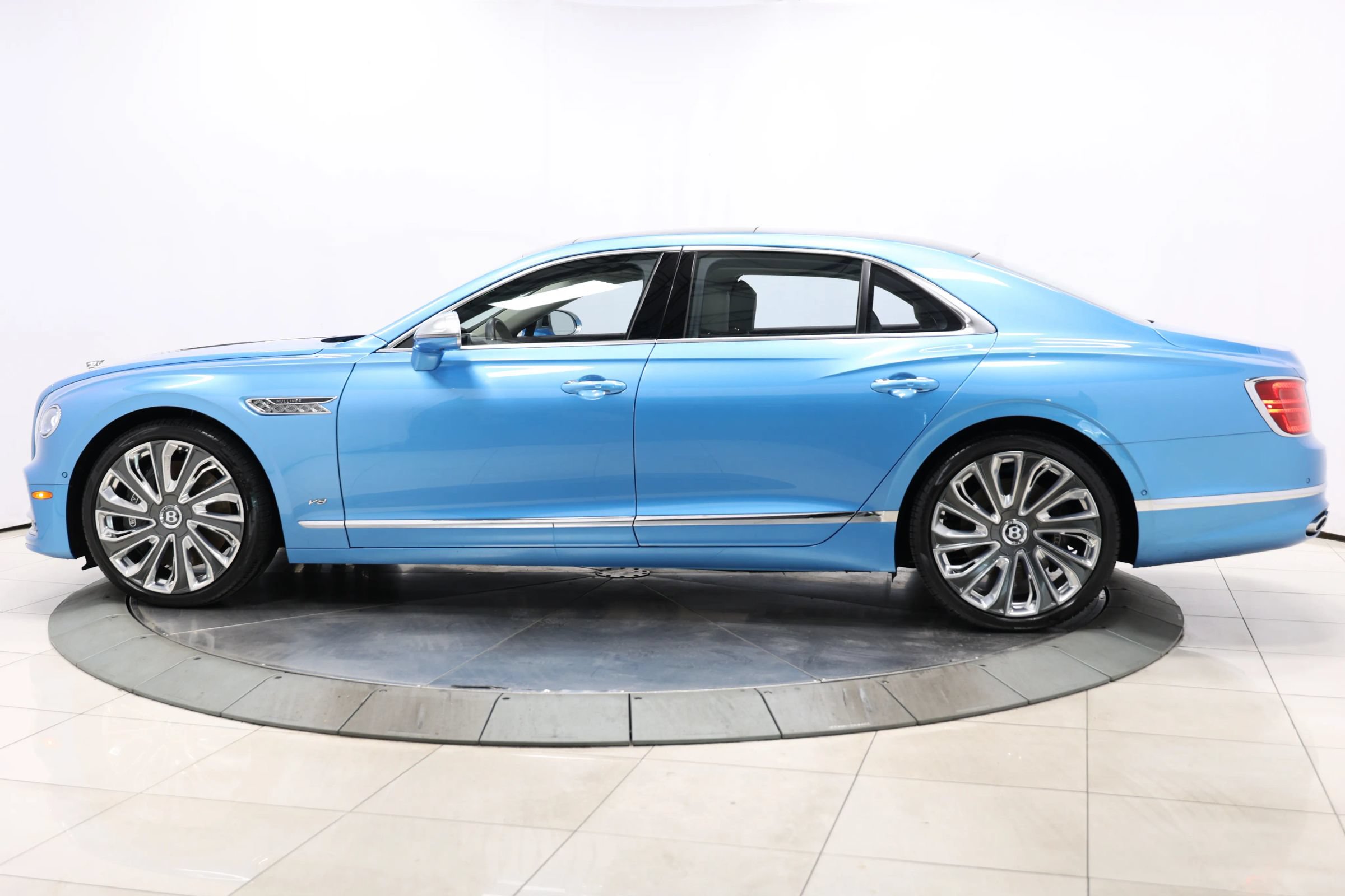 Used 2022 Bentley Flying Spur V8 AWD/4WD image 10