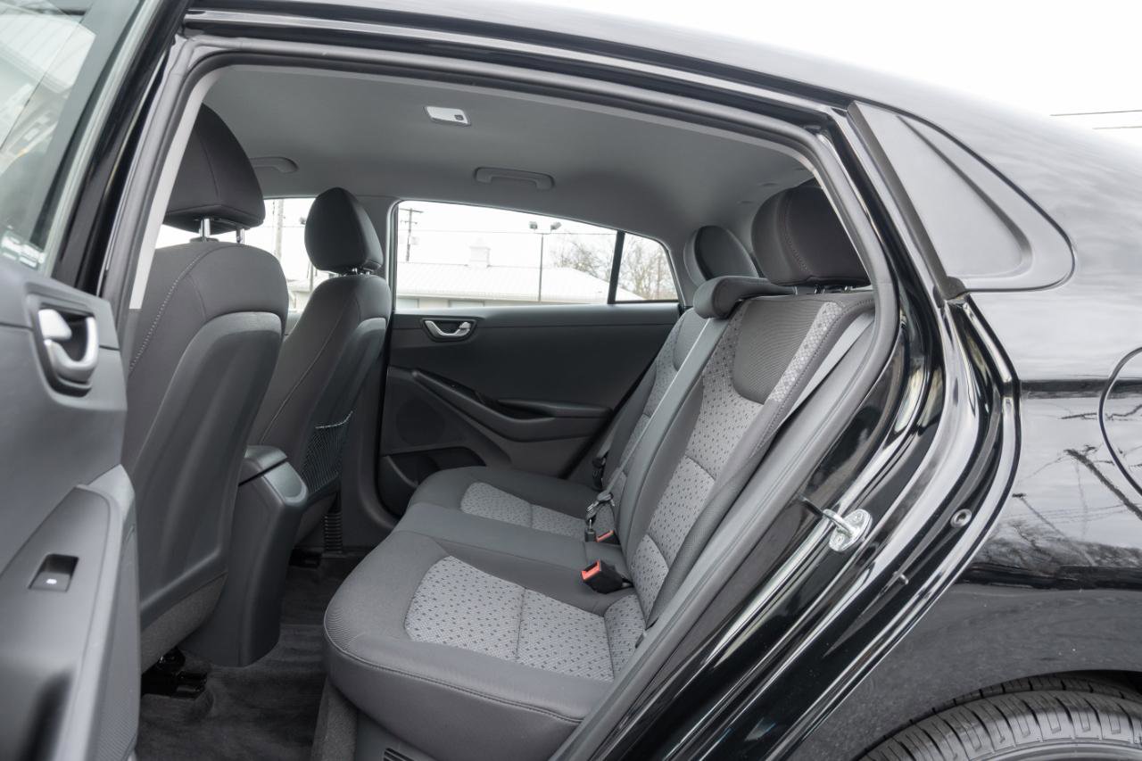 Used 2019 Hyundai Ioniq Blue image 16