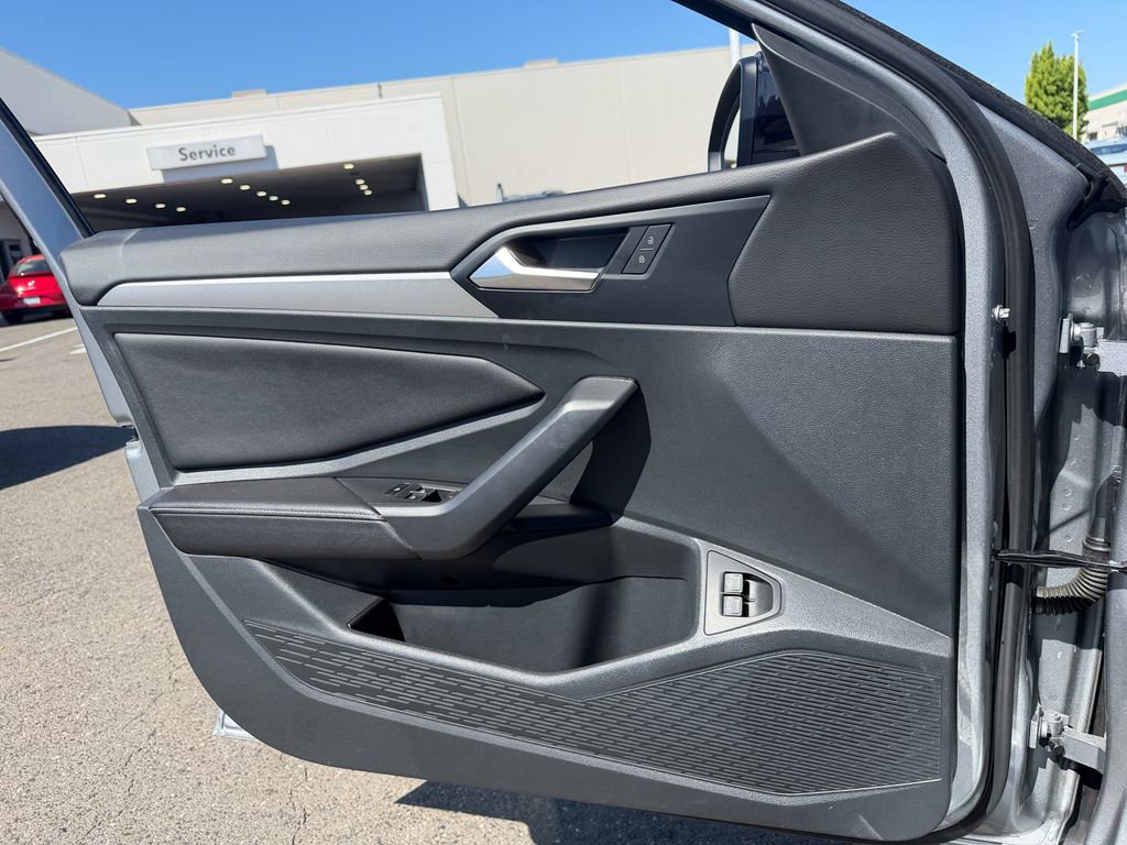 Used 2023 Volkswagen Jetta Sport FWD image 14