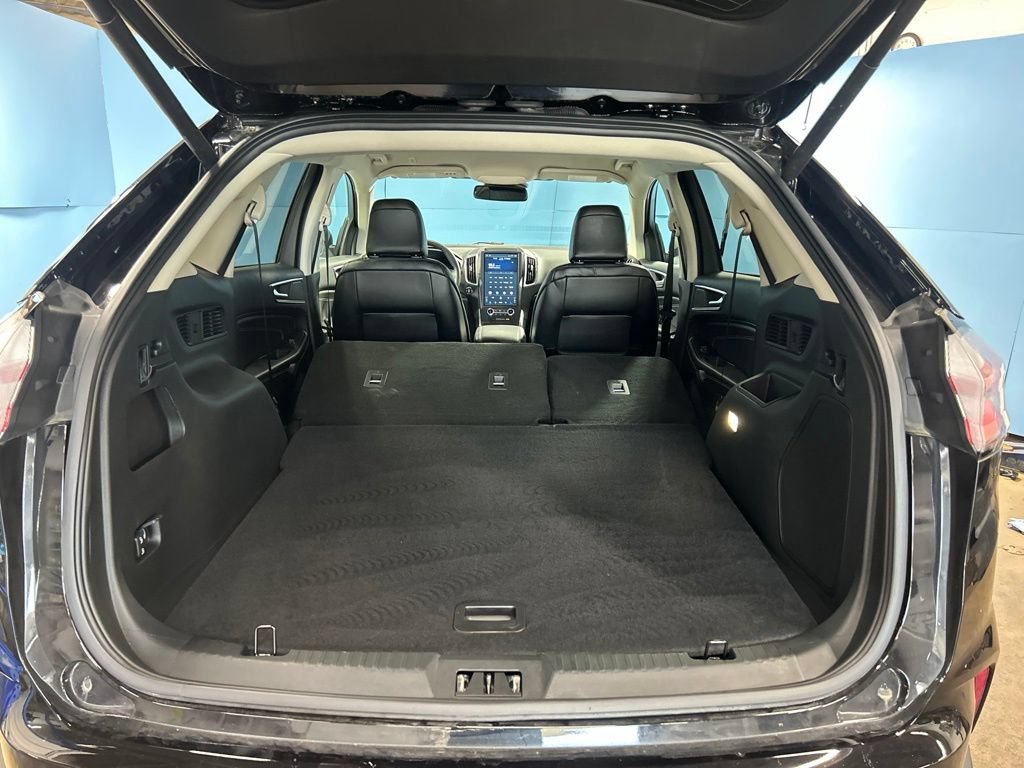 Used 2024 Ford Edge Titanium w/ Equipment Group 301A AWD/4WD image 41