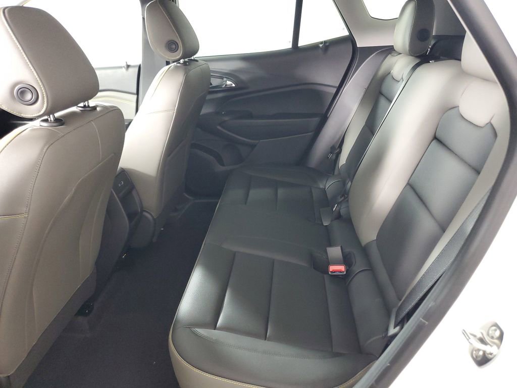 New 2026 Chevrolet Trax ACTIV FWD image 13