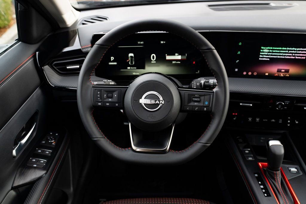 New 2026 Nissan Kicks SR w/ Cold Weather Package image 11