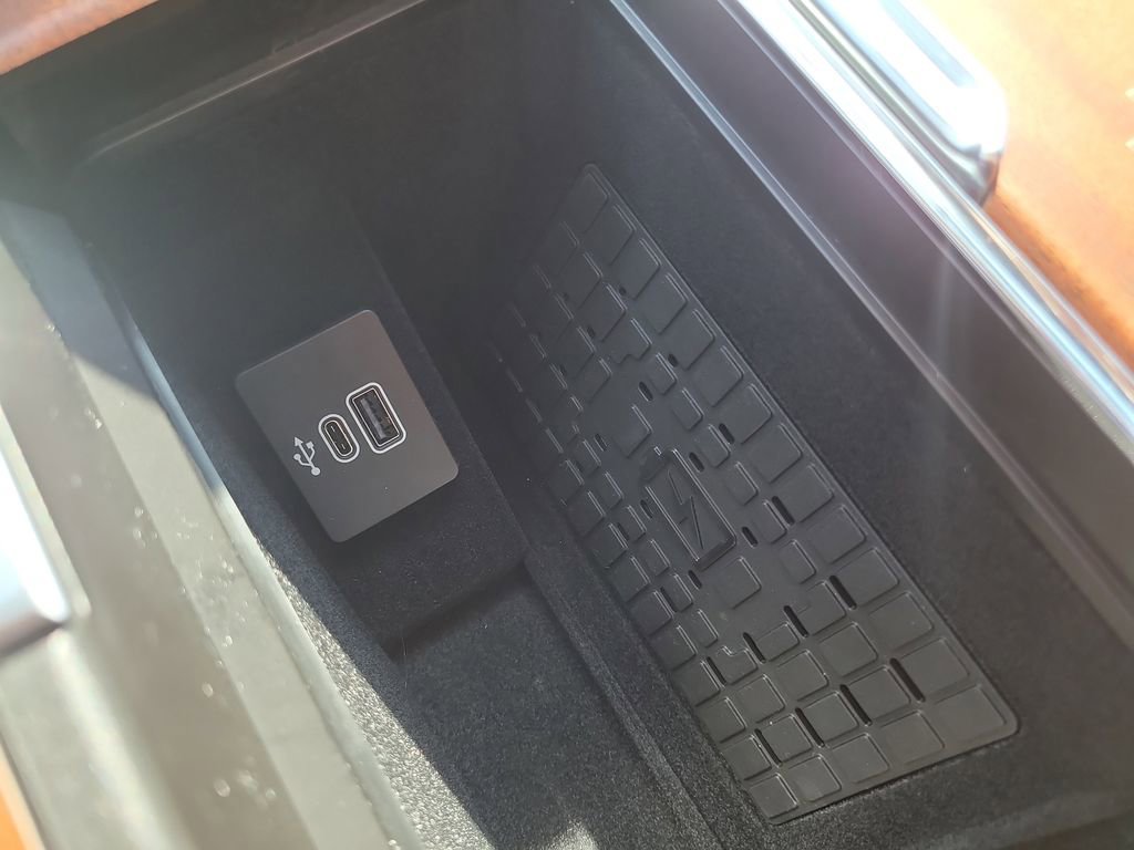 New 2025 Lincoln Navigator Black Label image 28