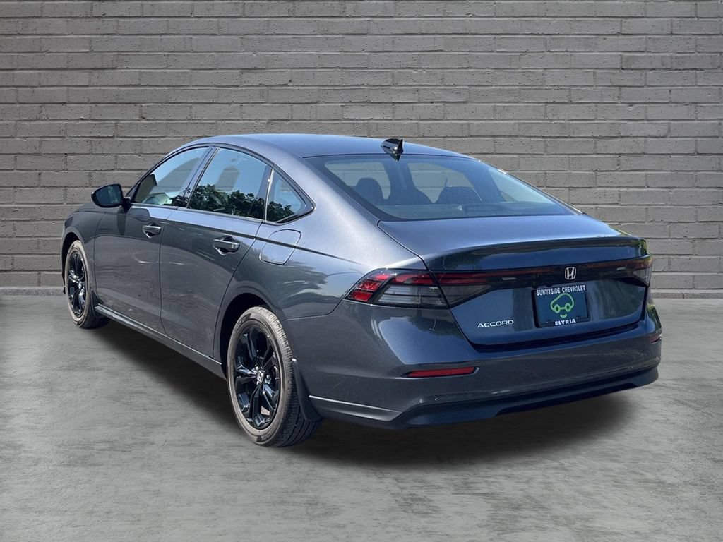 Used 2025 Honda Accord SE image 2