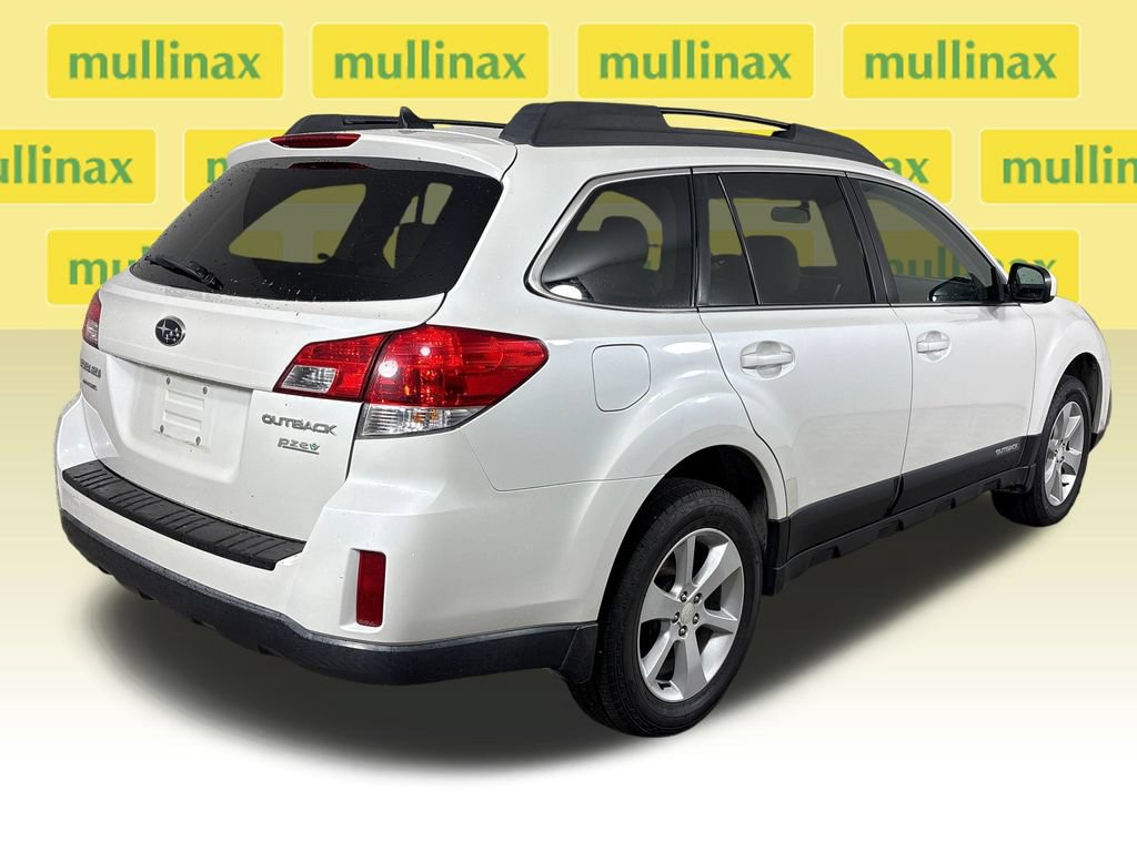 Used 2014 Subaru Outback 2.5i Premium AWD/4WD image 4