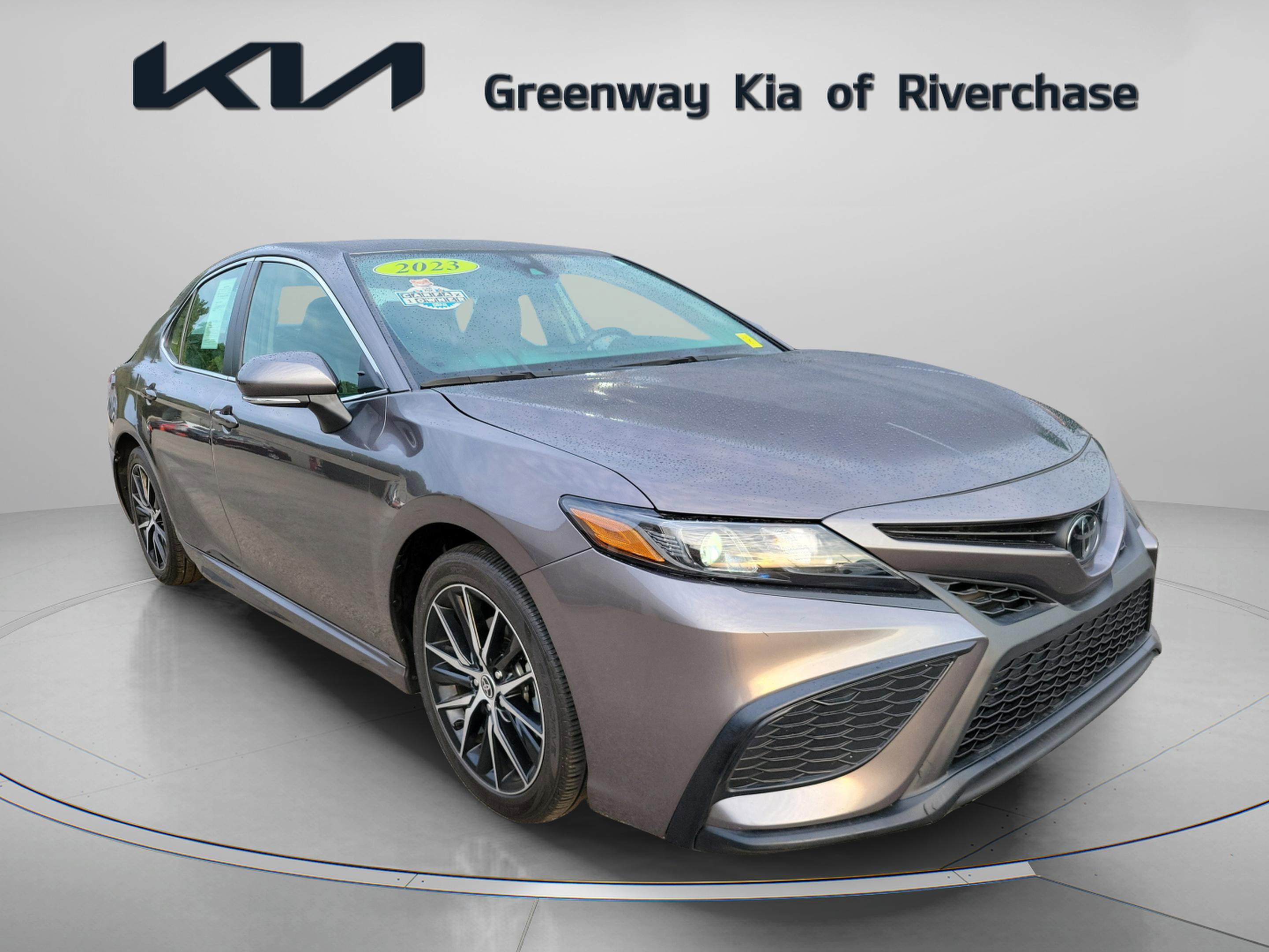 Used 2023 Toyota Camry SE