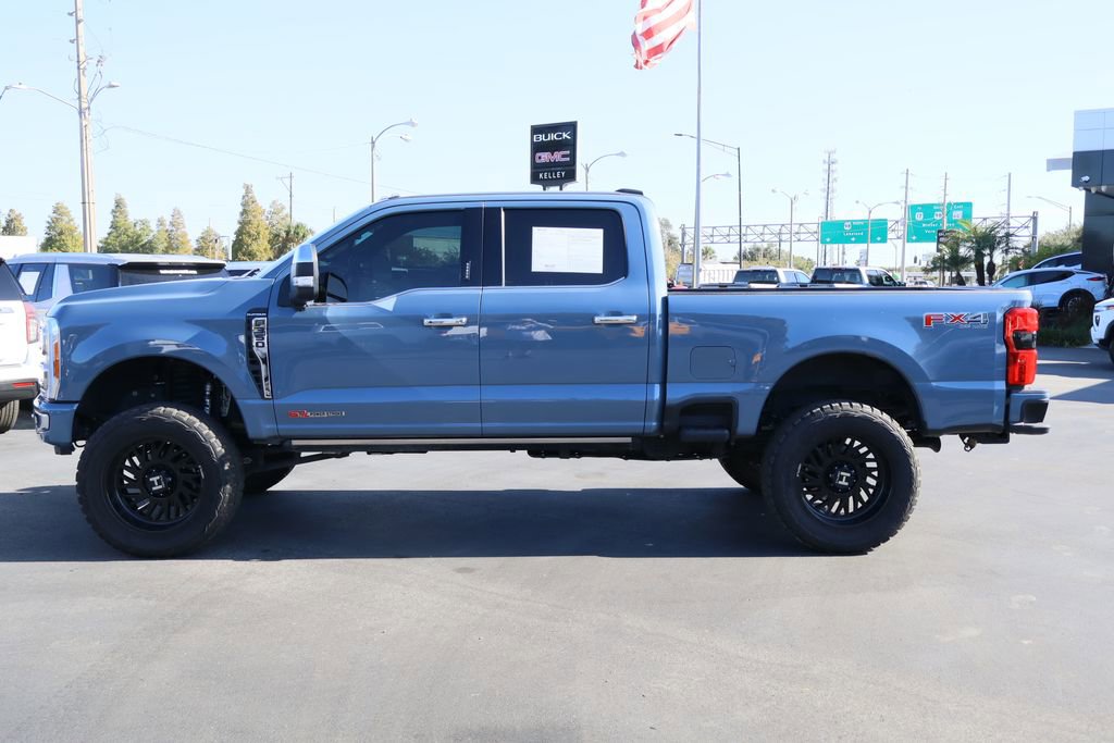 Used 2023 Ford F350 Platinum w/ FX4 Off-Road Package image 5