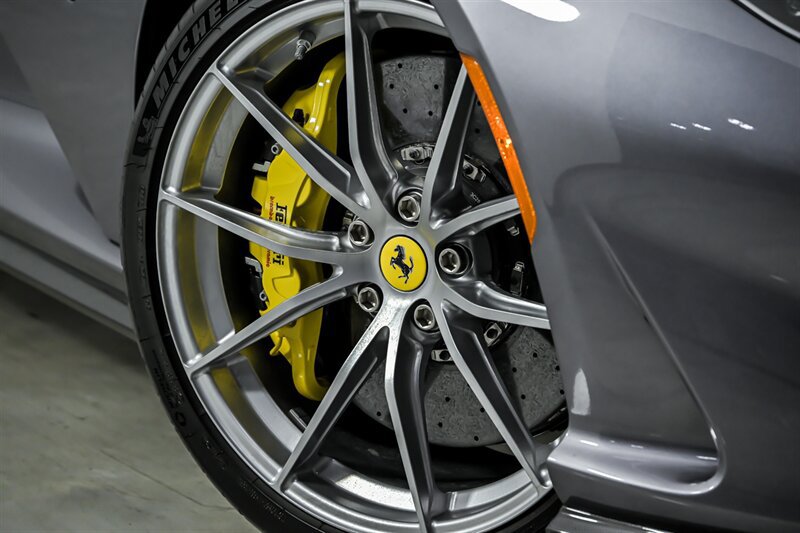 Used 2023 Ferrari 812 GTS RWD image 3