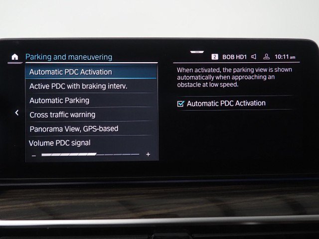 Used 2021 BMW 530e w/ Premium Package w/ Premium Package RWD image 36