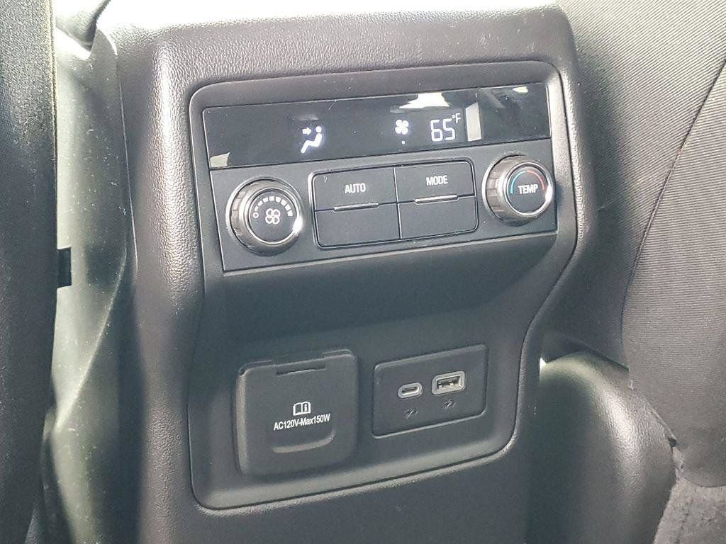 Used 2020 GMC Acadia SLE w/ Driver Convenience Package FWD image 29