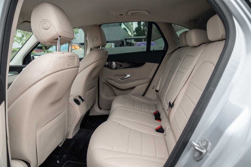 Used 2018 Mercedes-Benz GLC 300 image 16