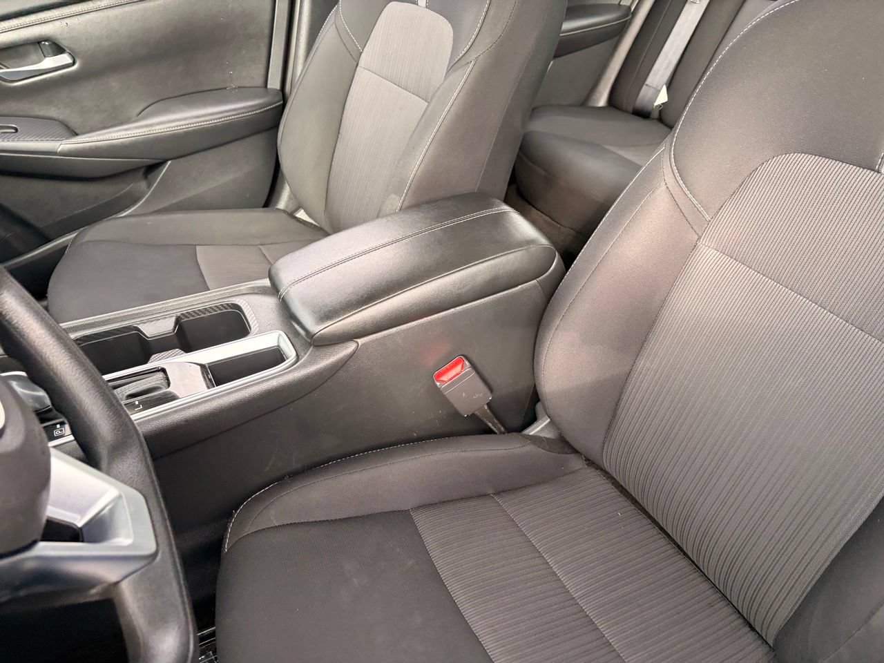 Certified 2024 Nissan Sentra SV FWD image 19