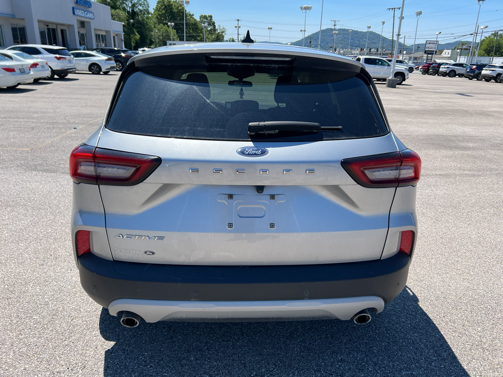 Used 2023 Ford Escape Active w/ Tech Pack #1 FWD image 6