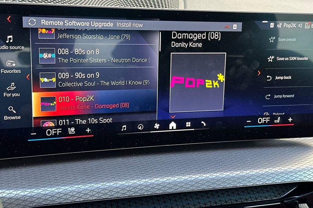 Used 2025 BMW i4 eDrive40 w/ M Sport Package image 19