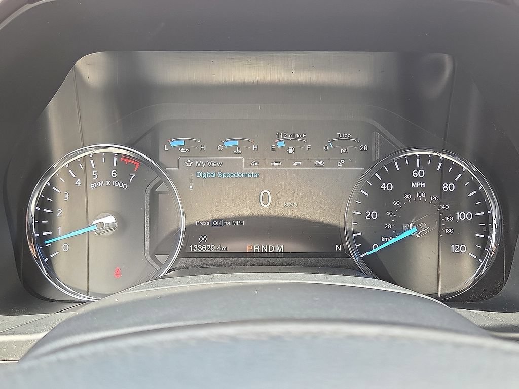 Used 2019 Ford Expedition XLT w/ Equipment Group 202A AWD/4WD image 16