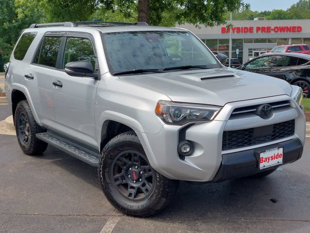 Certified 2021 Toyota 4Runner Venture w/ Moonroof Package AWD/4WD image 2