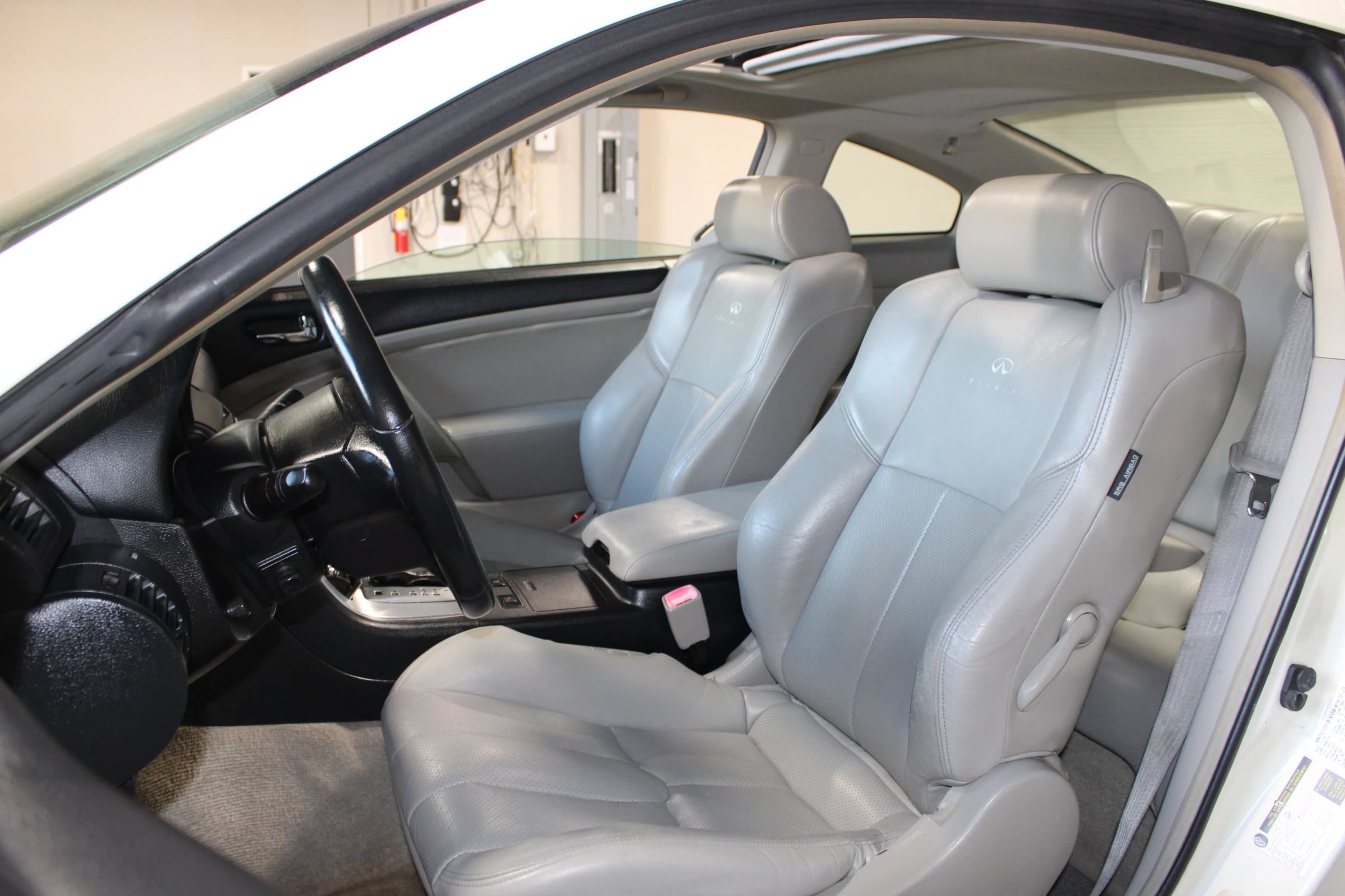 Used 2007 INFINITI G35 Coupe w/ Premium Pkg RWD image 19