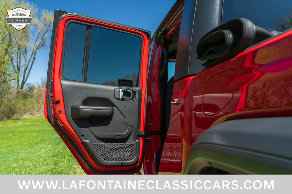 Used 2020 Jeep Gladiator Sport w/ Technology Group AWD/4WD image 48