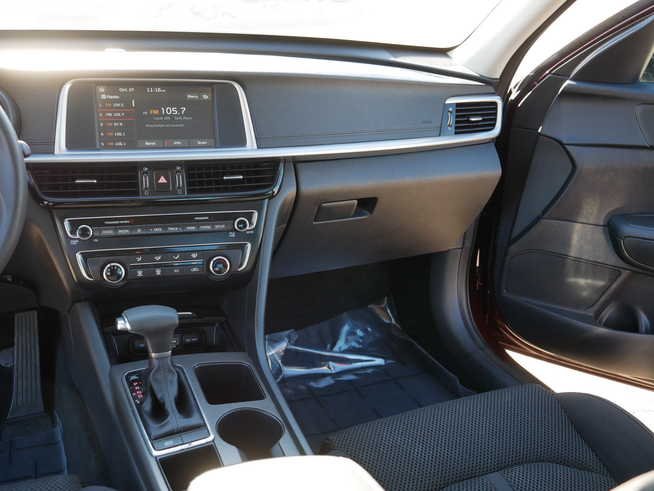 Used 2020 Kia Optima LX image 22