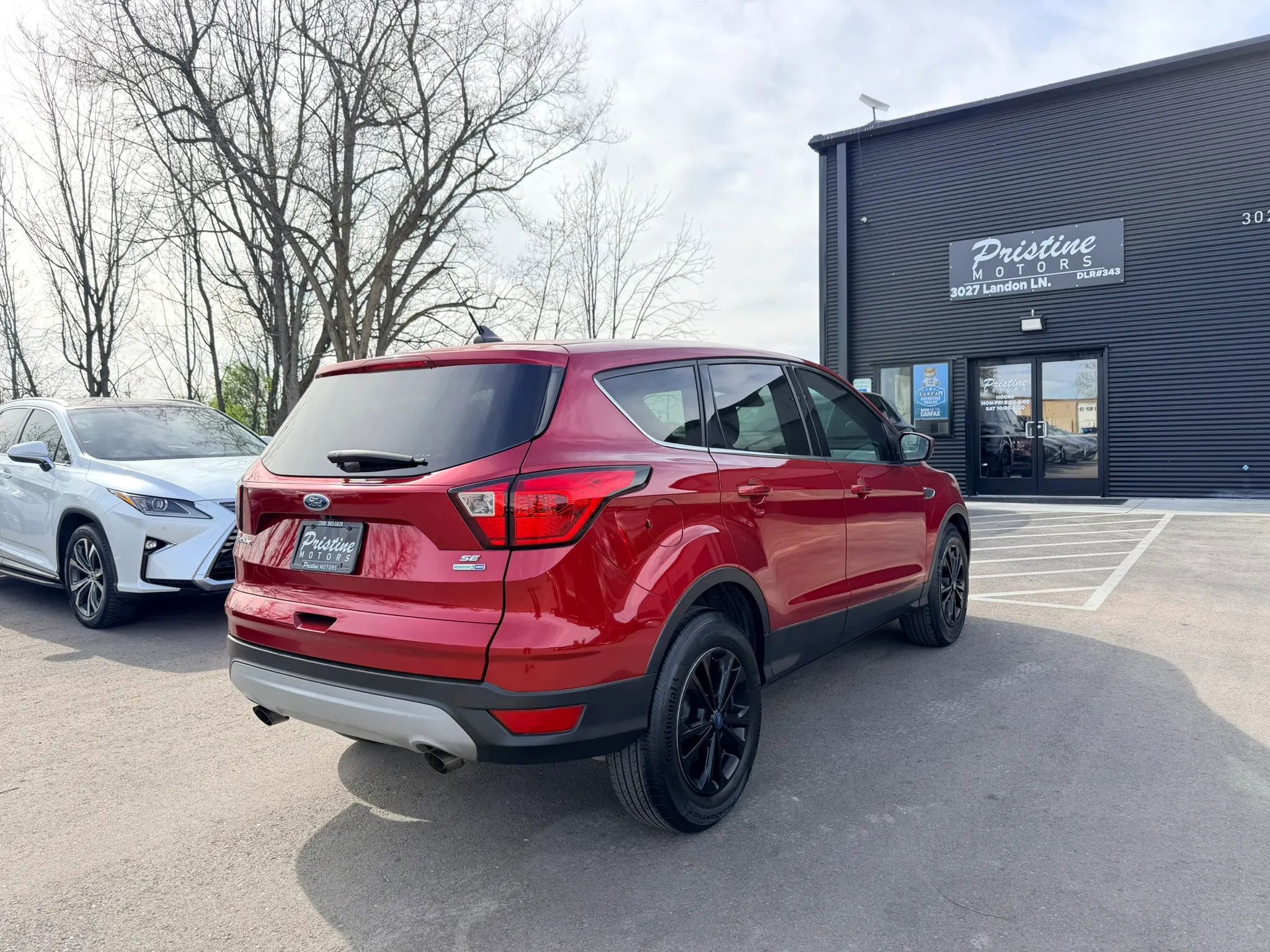 Used 2019 Ford Escape SE image 4