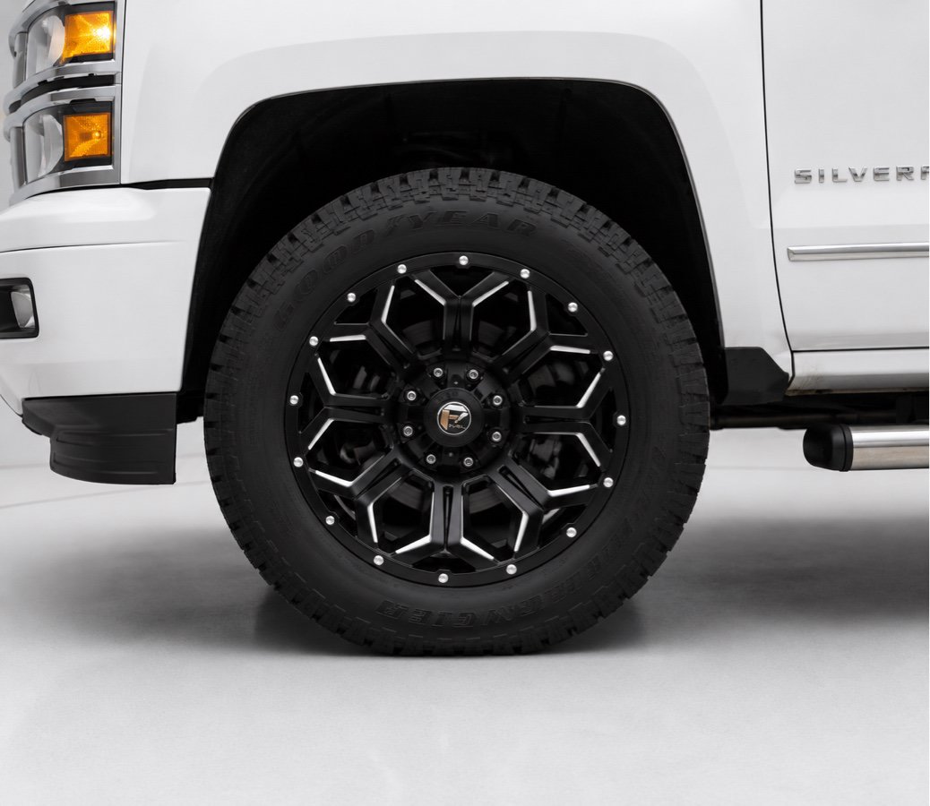 Used 2017 Chevrolet Silverado 1500 LTZ Z71 w/ LTZ Plus Package AWD/4WD image 9