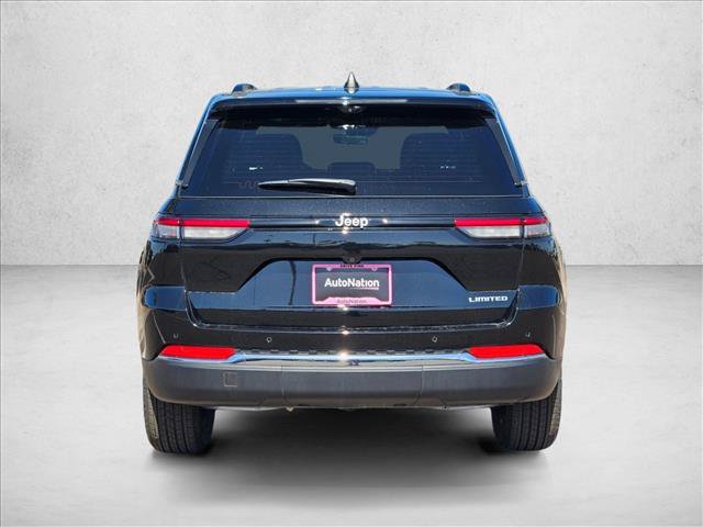 New 2025 Jeep Grand Cherokee Limited w/ Luxury Tech Group II RWD image 8