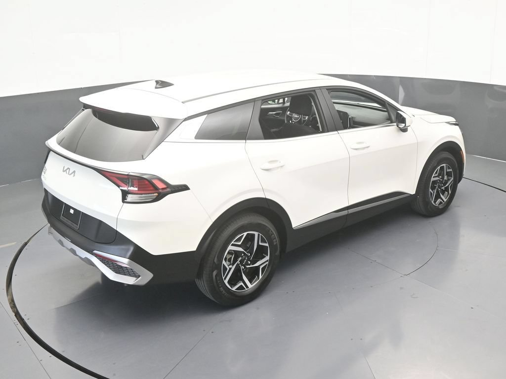 Used 2025 Kia Sportage LX FWD image 45