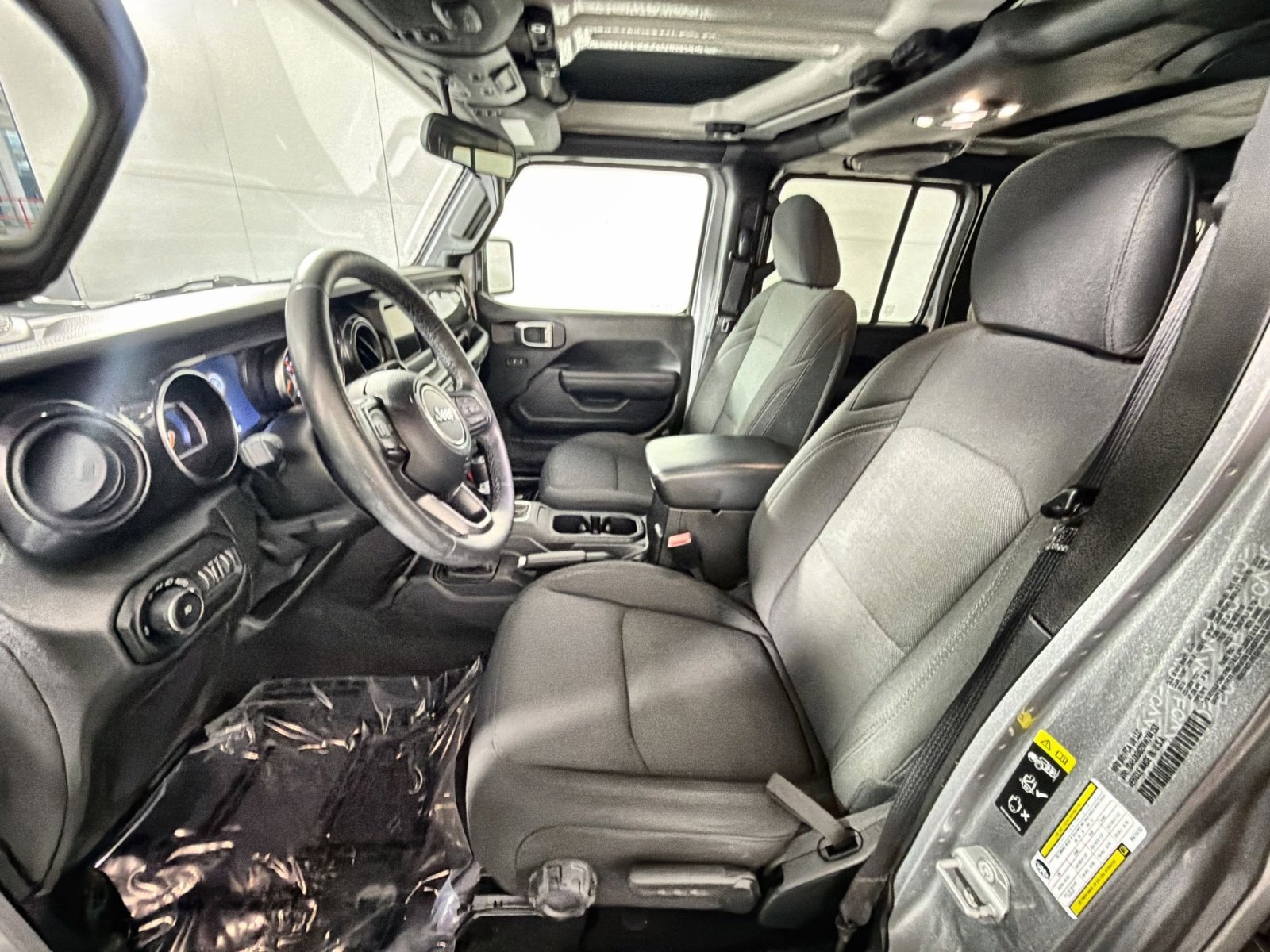 Used 2021 Jeep Wrangler Unlimited Sport image 13