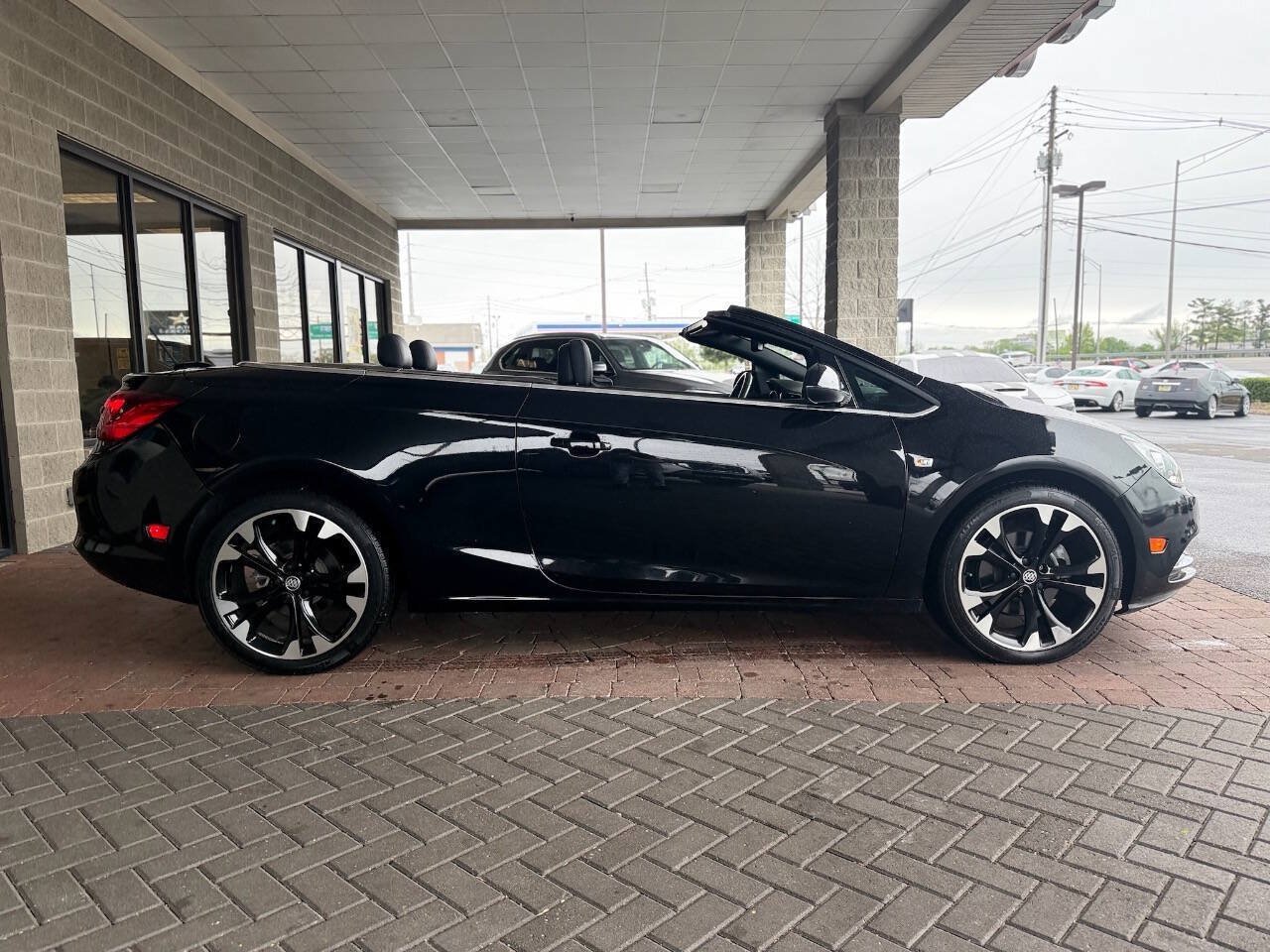 Used 2019 Buick Cascada Sport Touring FWD image 17