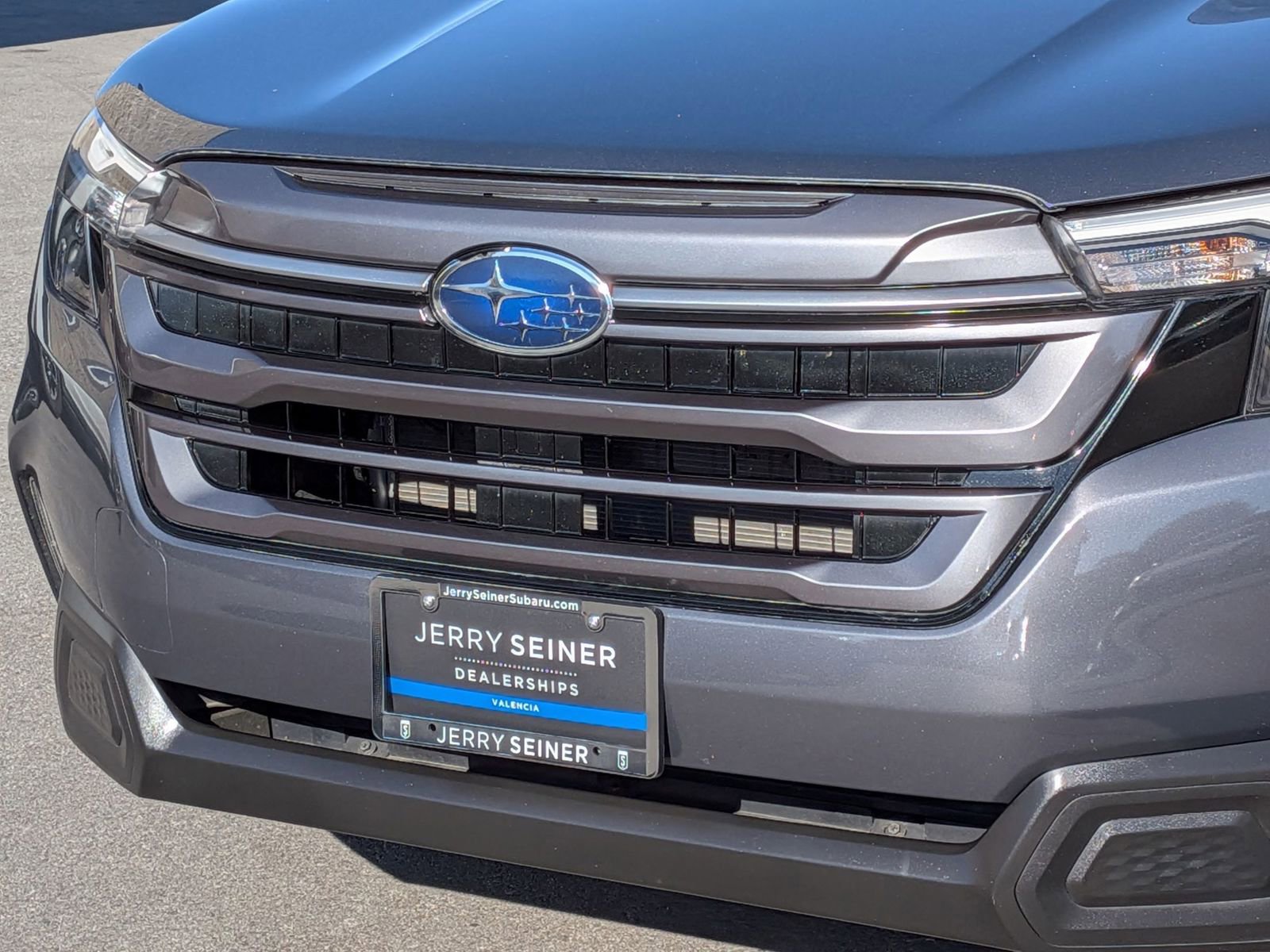 Used 2025 Subaru Forester Premium image 9