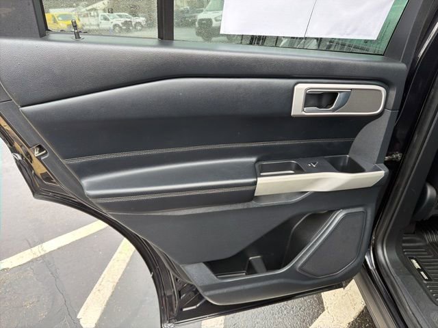 Used 2020 Ford Explorer XLT w/ Equipment Group 202A image 21