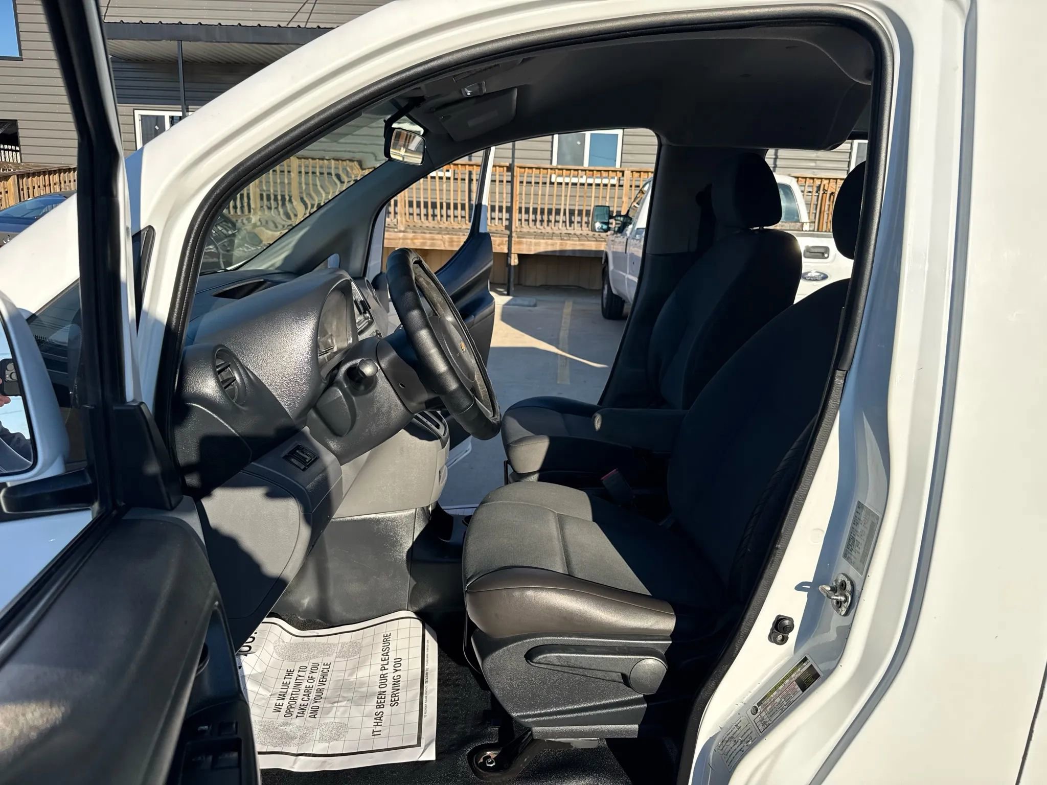 Used 2015 Chevrolet City Express LT w/ Technology Package FWD image 23